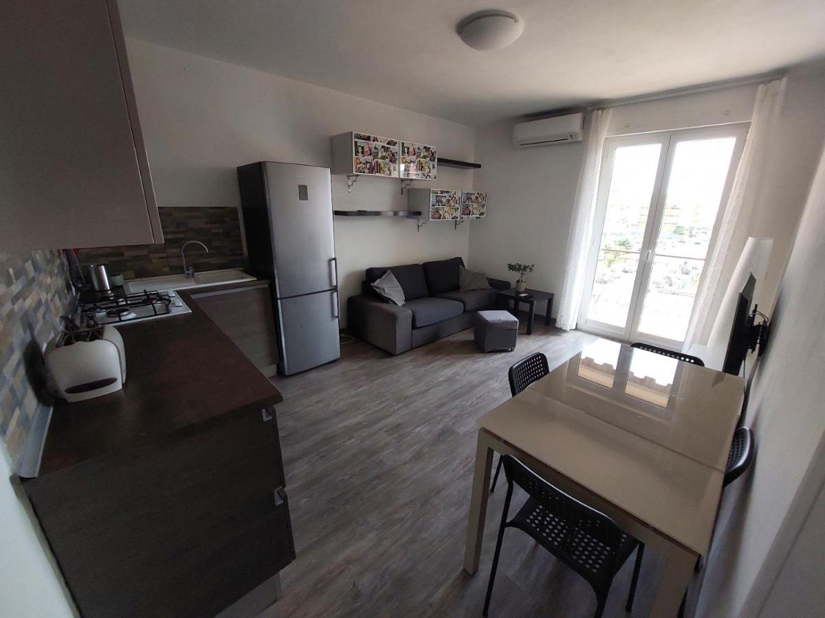 Casa Laura Appartement Ventimiglia Buitenkant foto