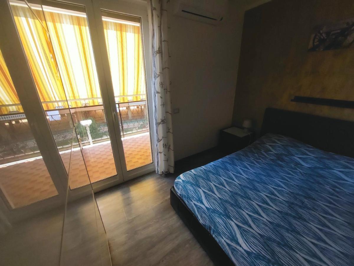 Casa Laura Appartement Ventimiglia Buitenkant foto