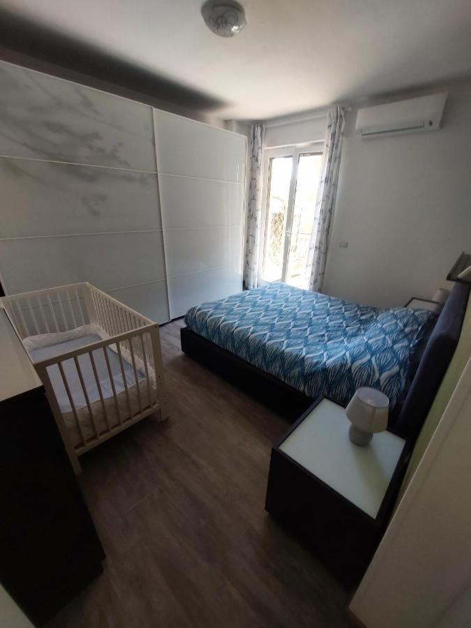 Casa Laura Appartement Ventimiglia Buitenkant foto